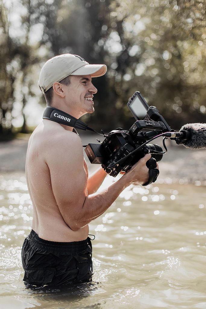 Copyright: Jolly Schwarz - https://www.facebook.com/JollySchwarzPhotography